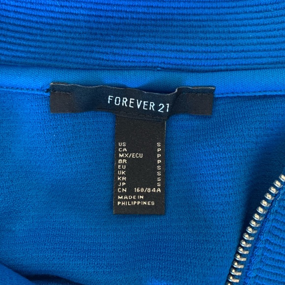 Half Zip Mock Neck Ribbed Hoodie - Picture 2 of 3